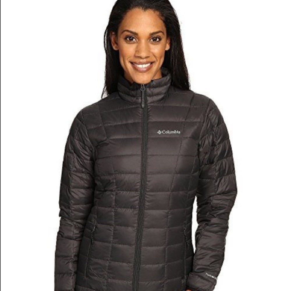 Women’s Columbia short black puffer coat